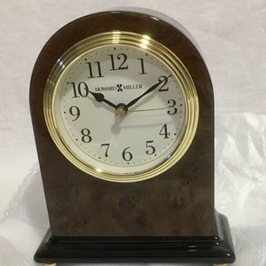 Howard Miller Bedford tabletop clock